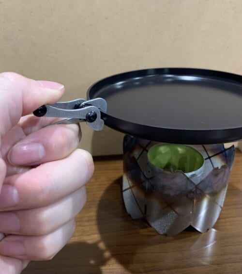スタッキングしたギアで焼き物する様子